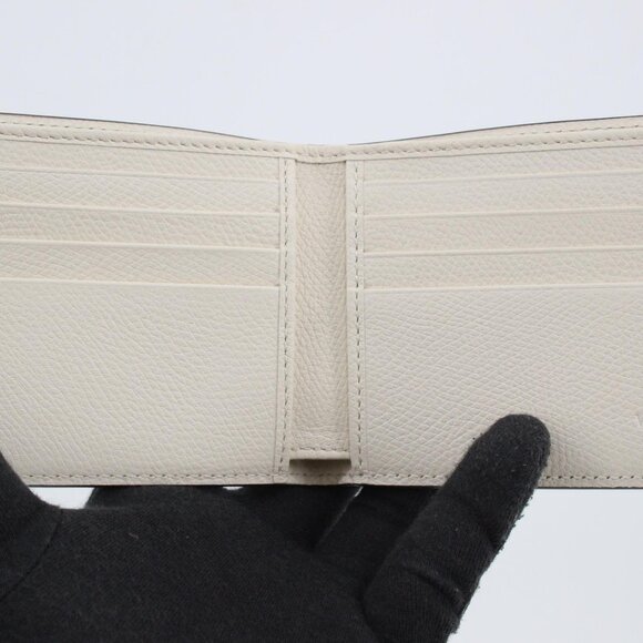 Valentino V Logo Signature Unisex Wallet - Picture 6 of 11